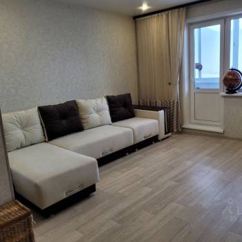 Сдается Многокомнатная квартира, 64 м²