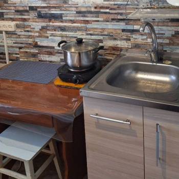 Продается 1-комнатная квартира, 10 м²