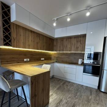 Продается 2-х комнатная квартира, 42 м²