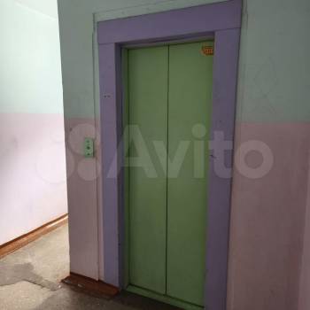 Продается 1-комнатная квартира, 32 м²