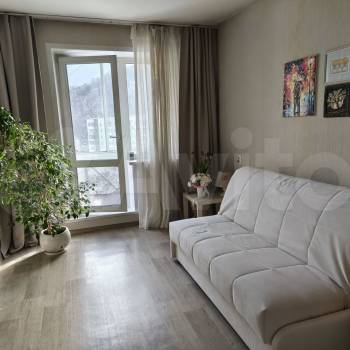 Продается 1-комнатная квартира, 32 м²