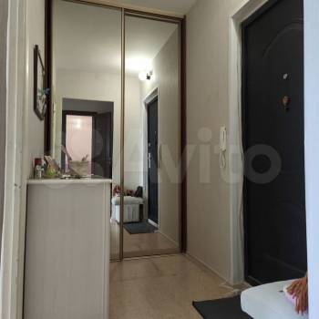 Продается 1-комнатная квартира, 32 м²