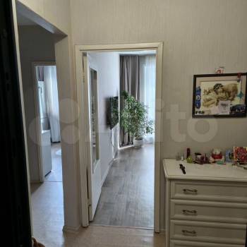 Продается 1-комнатная квартира, 32 м²