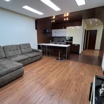 Сдается 2-х комнатная квартира, 68 м²