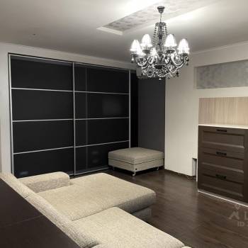 Сдается 1-комнатная квартира, 47 м²