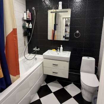 Продается 2-х комнатная квартира, 56 м²