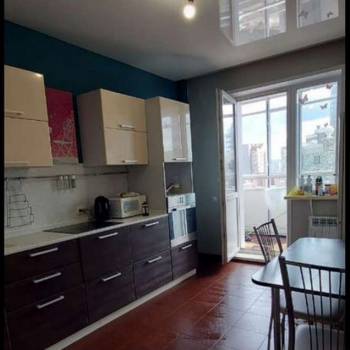 Сдается 2-х комнатная квартира, 60 м²