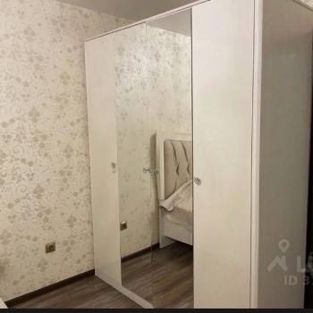 Продается Многокомнатная квартира, 104 м²