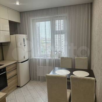 Сдается 2-х комнатная квартира, 62 м²