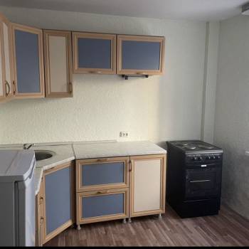 Продается 1-комнатная квартира, 37,6 м²