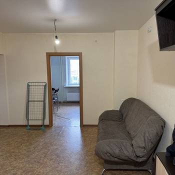 Сдается 1-комнатная квартира, 50 м²