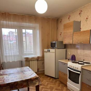 Сдается 1-комнатная квартира, 43 м²
