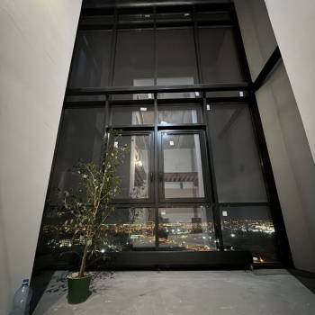 Продается 1-комнатная квартира, 73 м²