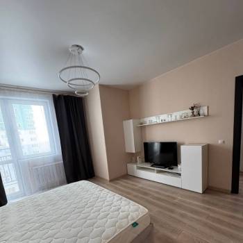 Сдается 1-комнатная квартира, 43 м²