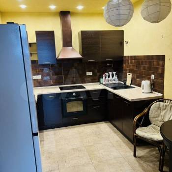 Сдается 1-комнатная квартира, 51 м²