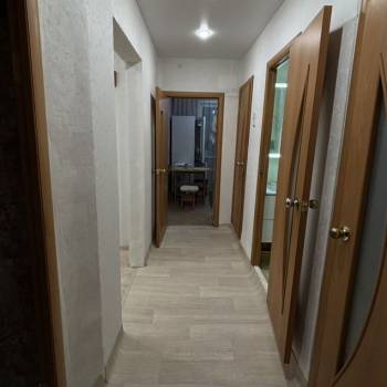 Сдается Многокомнатная квартира, 64 м²