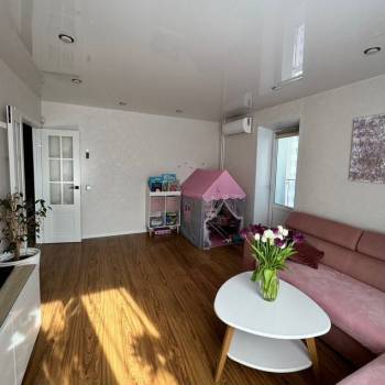 Продается 2-х комнатная квартира, 56,3 м²