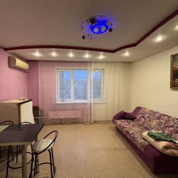 Продается 1-комнатная квартира, 18,7 м²