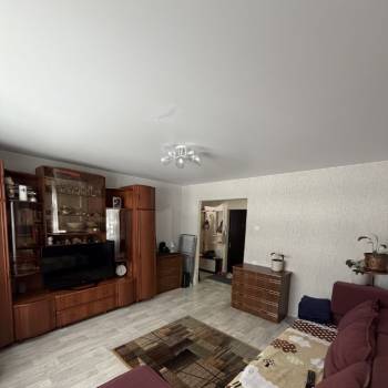 Продается 1-комнатная квартира, 40,6 м²