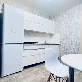 Сдается 1-комнатная квартира, 42 м²