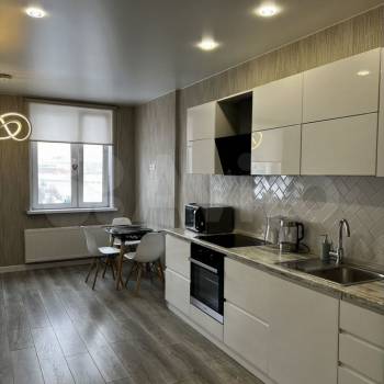 Продается 1-комнатная квартира, 43,3 м²