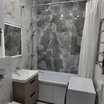 Продается 1-комнатная квартира, 42 м²