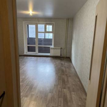 Продается 1-комнатная квартира, 35 м²
