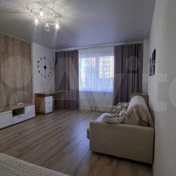 Сдается 1-комнатная квартира, 48 м²