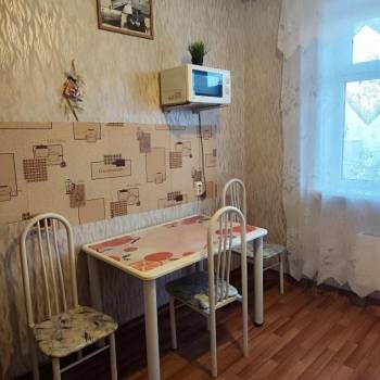 Сдается 2-х комнатная квартира, 72 м²