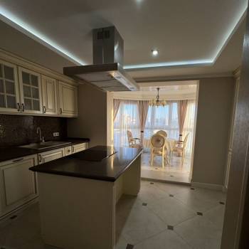 Продается 3-х комнатная квартира, 80 м²