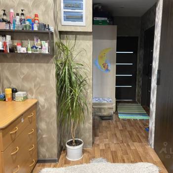 Продается Многокомнатная квартира, 94 м²