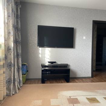 Продается Многокомнатная квартира, 94 м²