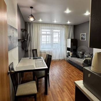 Сдается 1-комнатная квартира, 51 м²