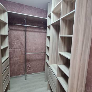 Продается 1-комнатная квартира, 53,8 м²