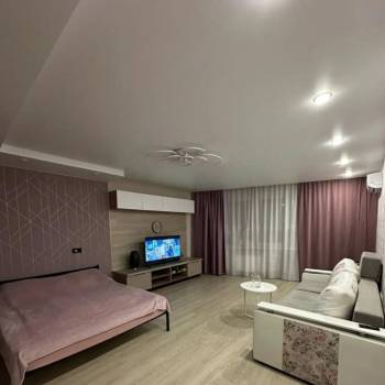 Продается 1-комнатная квартира, 53,8 м²