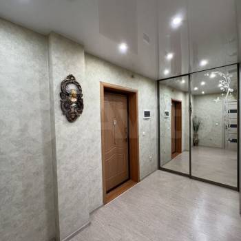 Продается 1-комнатная квартира, 50,3 м²