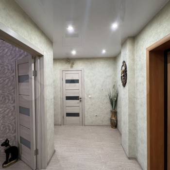 Продается 1-комнатная квартира, 50,3 м²