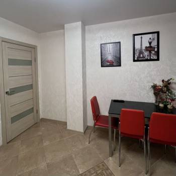 Продается 1-комнатная квартира, 50,3 м²