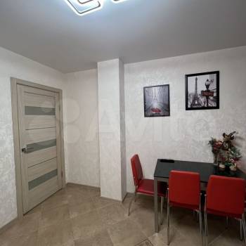 Продается 1-комнатная квартира, 50,3 м²