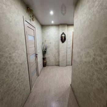 Продается 1-комнатная квартира, 50,3 м²