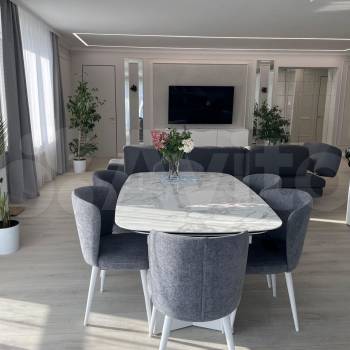 Продается Многокомнатная квартира, 174,6 м²