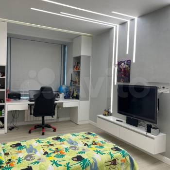 Продается Многокомнатная квартира, 174,6 м²