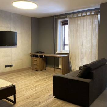 Сдается 1-комнатная квартира, 46 м²