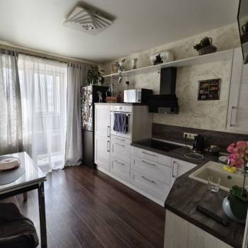 Продается 1-комнатная квартира, 37,2 м²