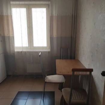 Сдается 1-комнатная квартира, 42 м²