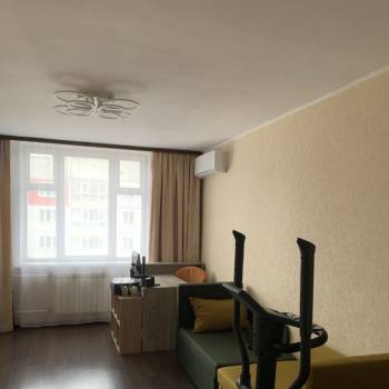 Продается 1-комнатная квартира, 46,4 м²