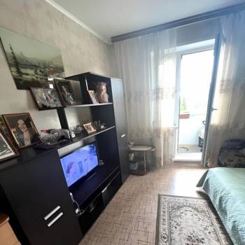 Продается Многокомнатная квартира, 73,2 м²