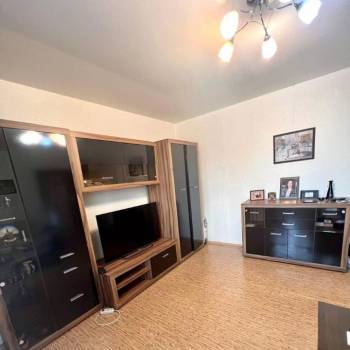 Продается Многокомнатная квартира, 73,2 м²