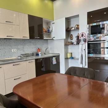 Продается 3-х комнатная квартира, 102,8 м²