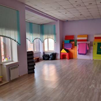 Продается Дом, 440 м²